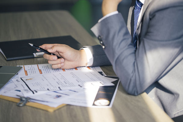 超越招聘：全面解析人力資源管理中的選、育、用、留